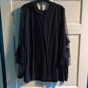 Black Women's Athletic Top